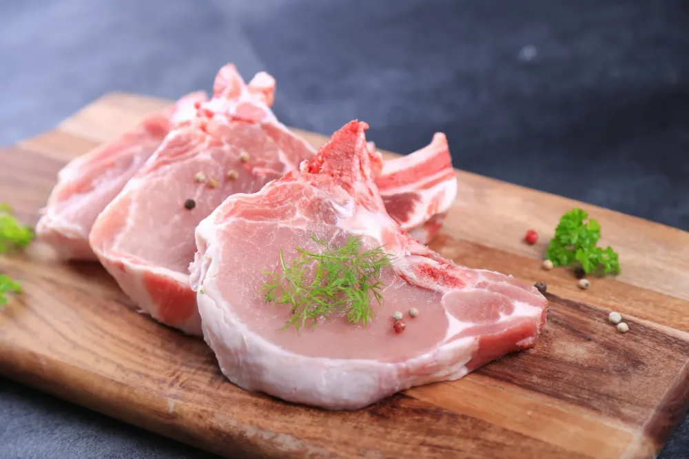 Côtes de porc à Bierry-les-Belles-Fontaines